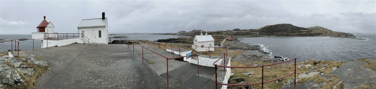 Fjøløy Fortress and Fjøløy Lighthouse