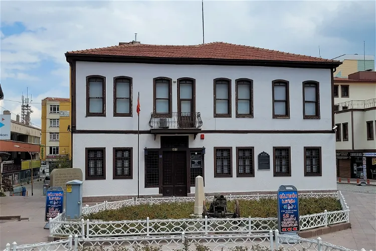 Batı Cephesi Karargahı müzesi