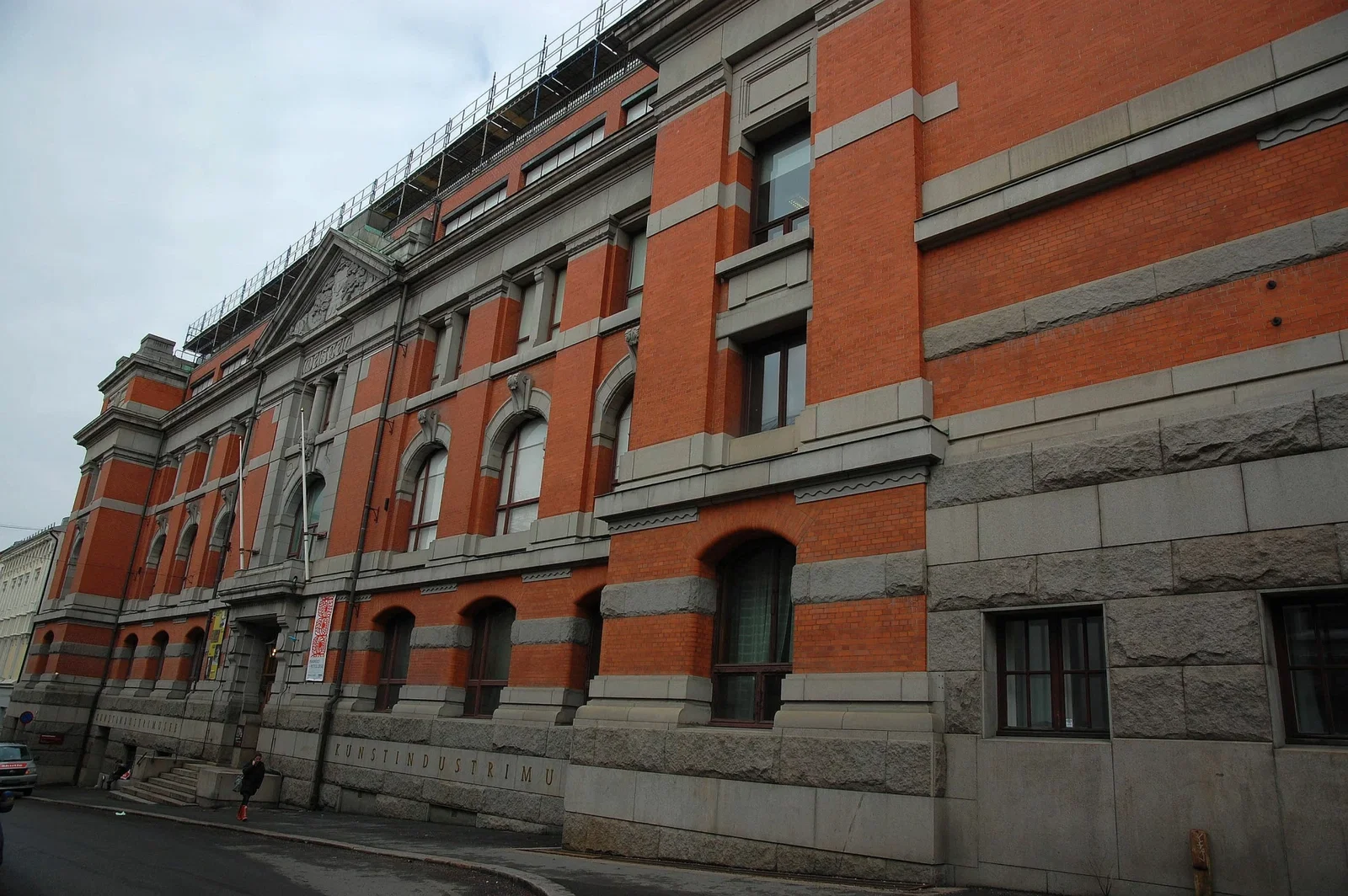 Museo de Artes Decorativas y Diseño
