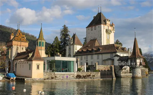Oberhofen Castle
