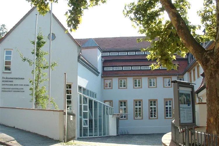 Dokumentations- und Kulturzentrum Deutscher Sinti und Roma