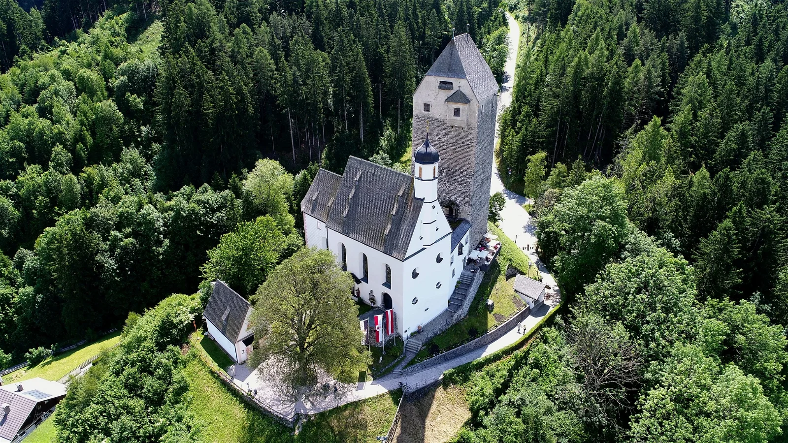 Freundsberg Castle