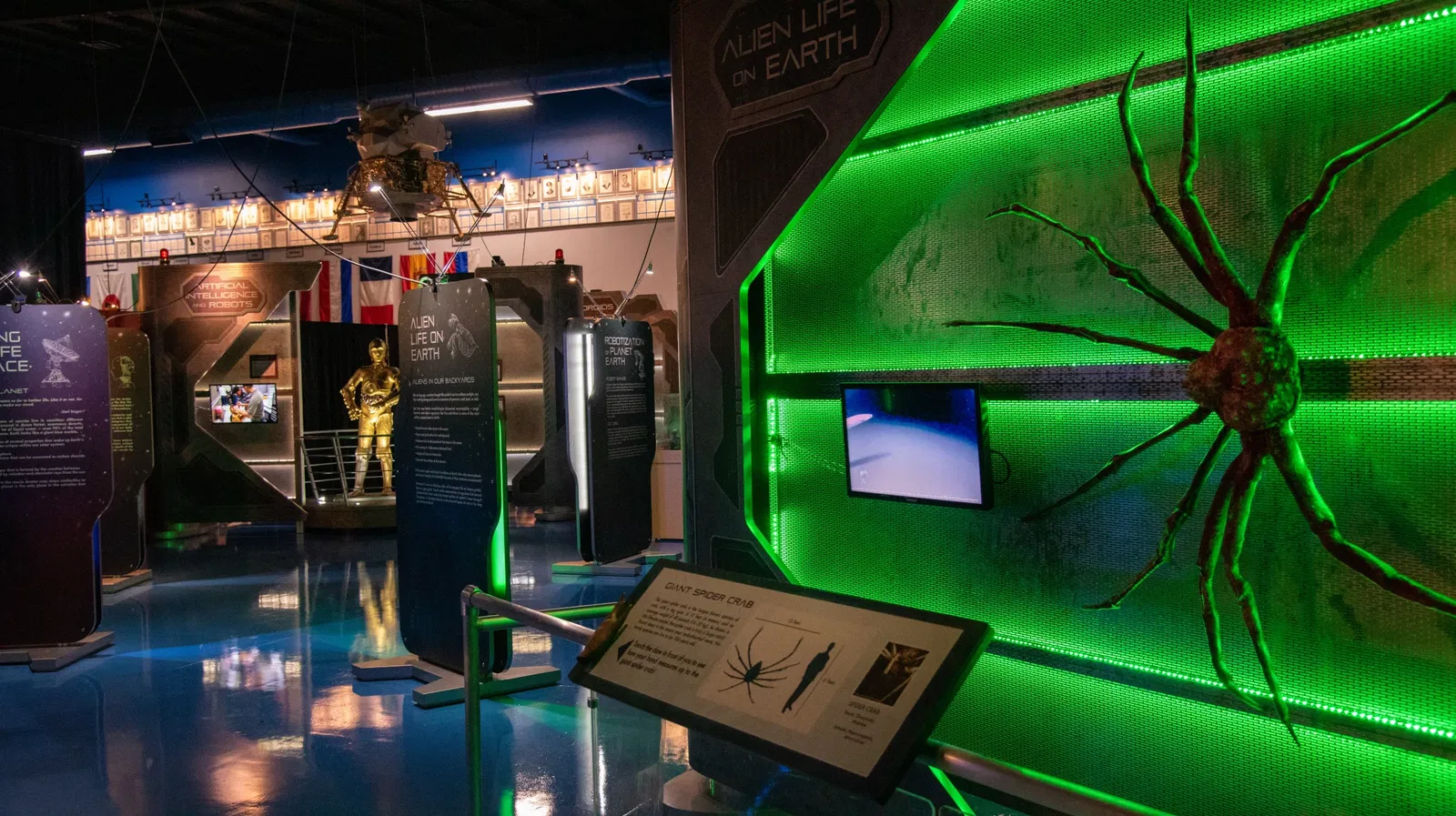 Alien Worlds & Androids