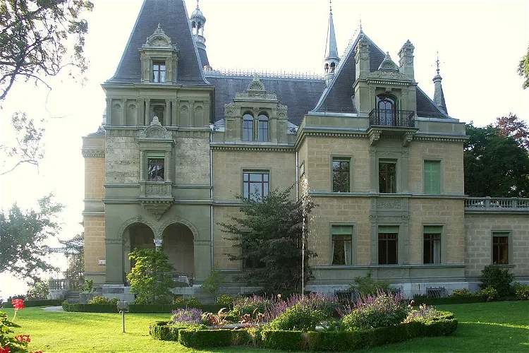 Hünegg Castle
