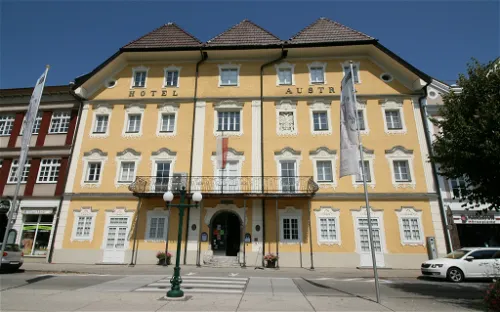 Stadtmuseum (ehem. Hotel Austria)