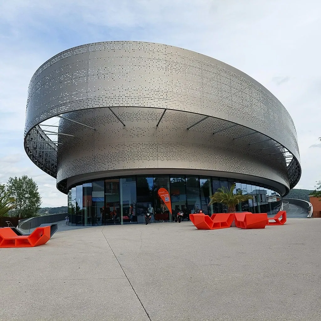 KTM Motohall