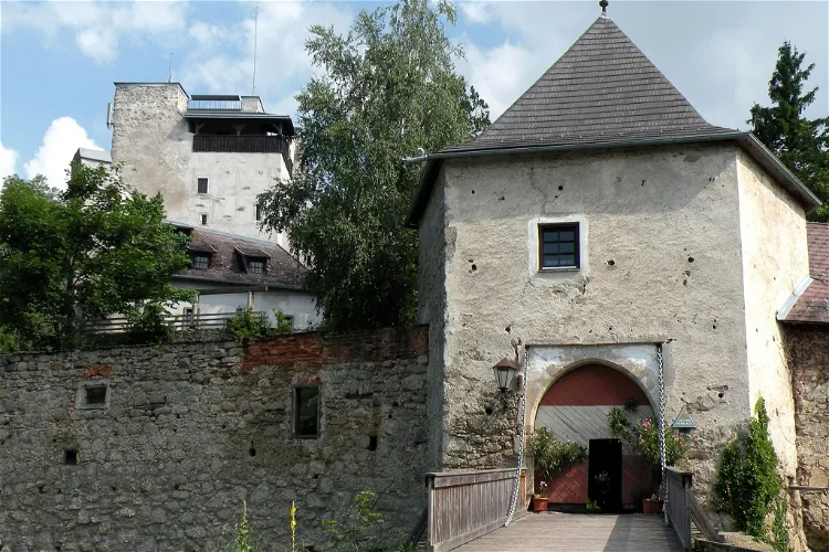 Burg Kreuzen