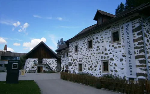 Hirschbacher Bauernmöbelmuseum