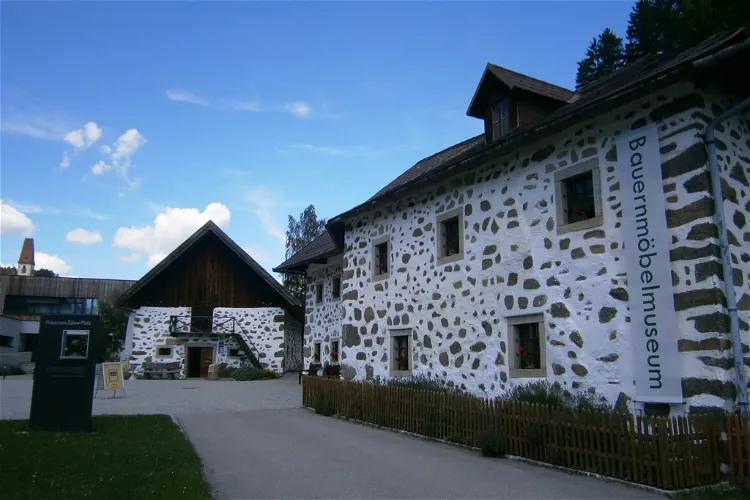 Hirschbacher Bauernmöbelmuseum
