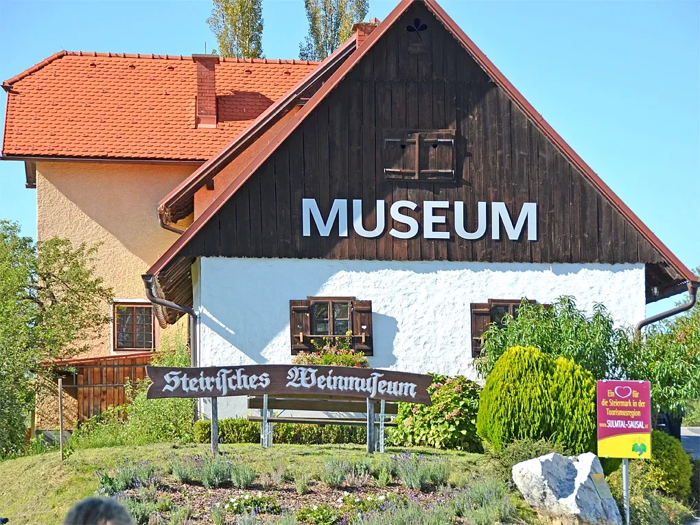 1. Steirisches Weinmuseum