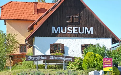 1. Steirisches Weinmuseum