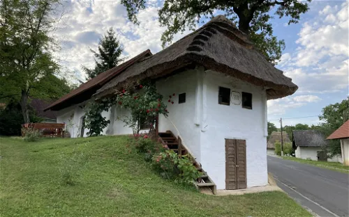 Kellerviertel Heiligenbrunn