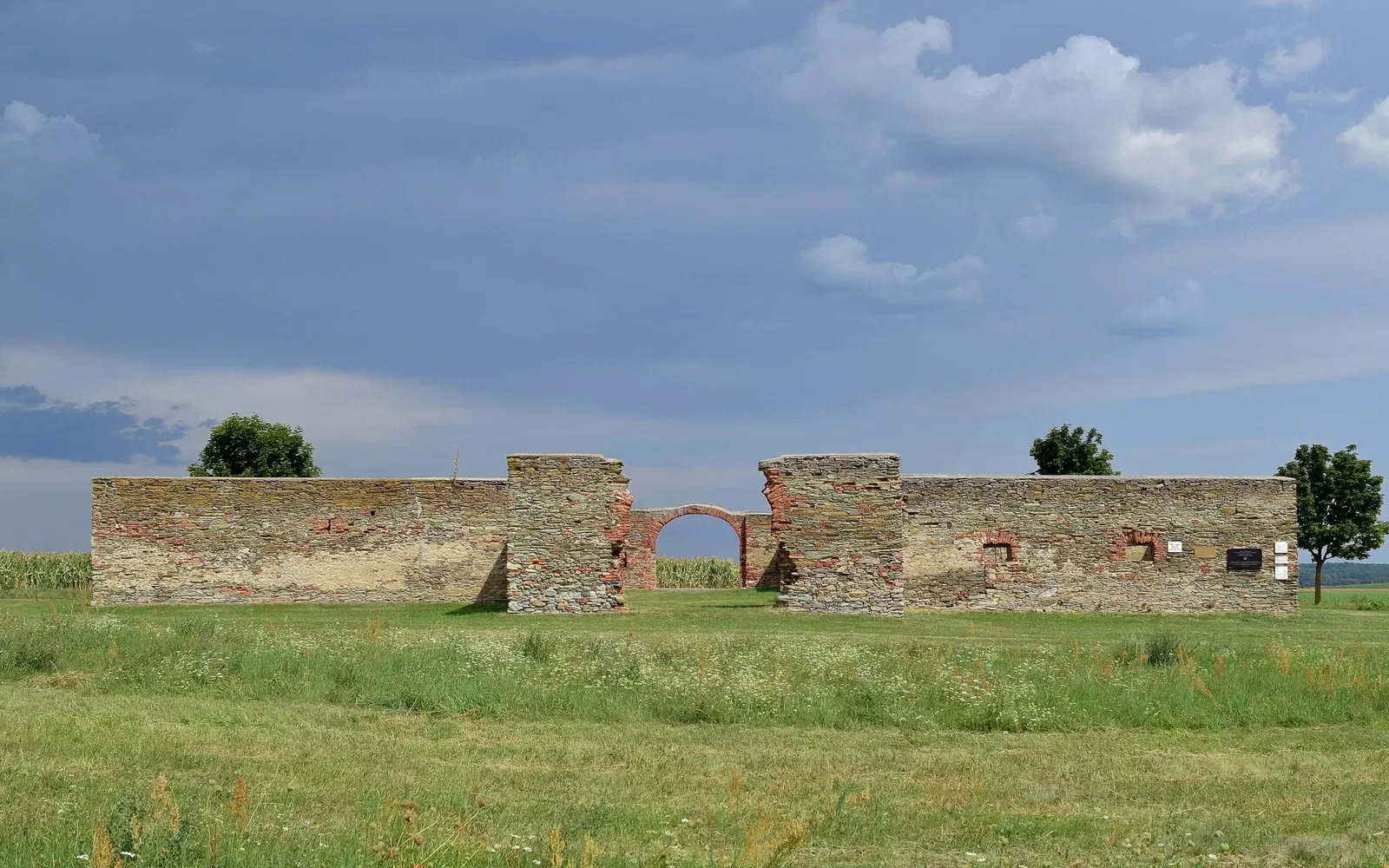 Kreuzstadl Rechnitz (Rechnitz) Visitor Information & Reviews