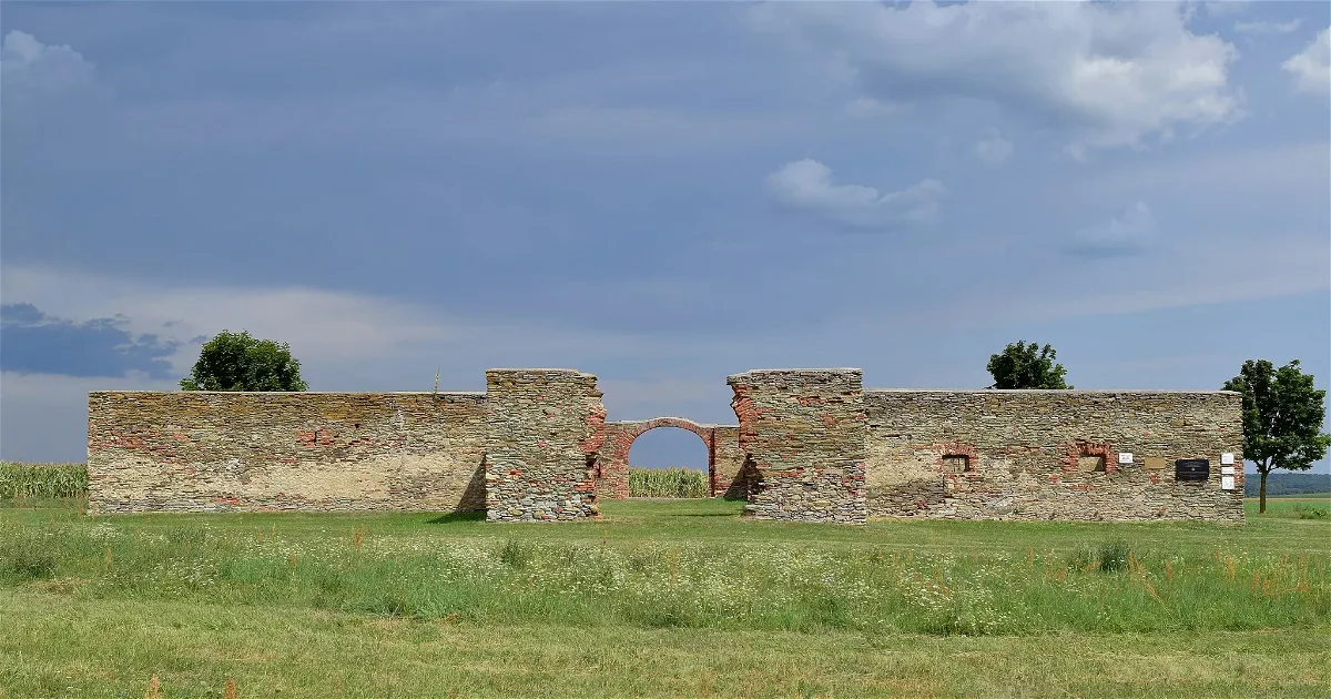 Kreuzstadl Rechnitz (Rechnitz) Visitor Information & Reviews