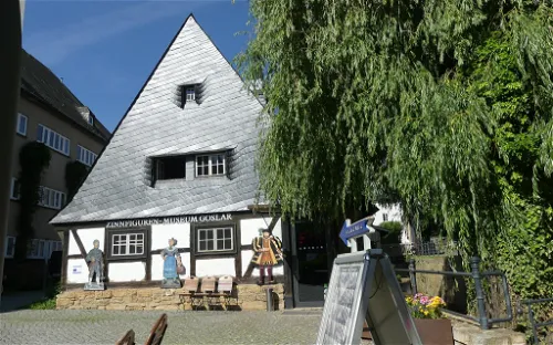 Tin Figure Museum