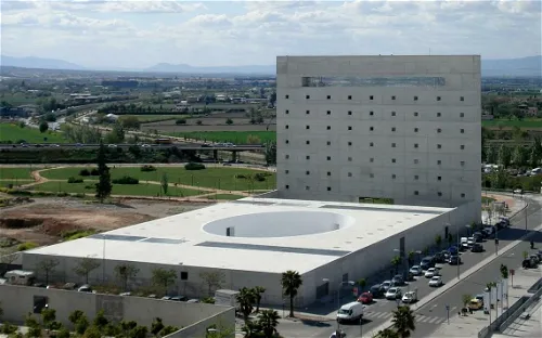 Caja Granada Cultural Center