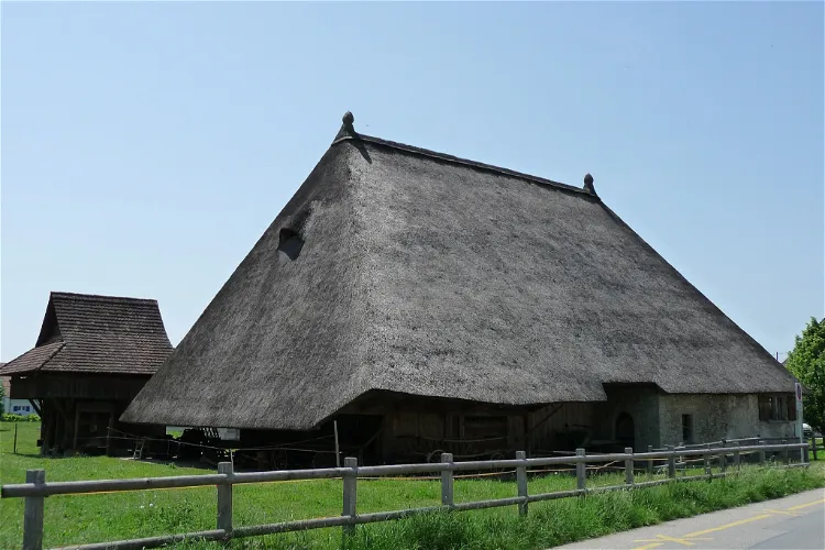 Strohdachhaus