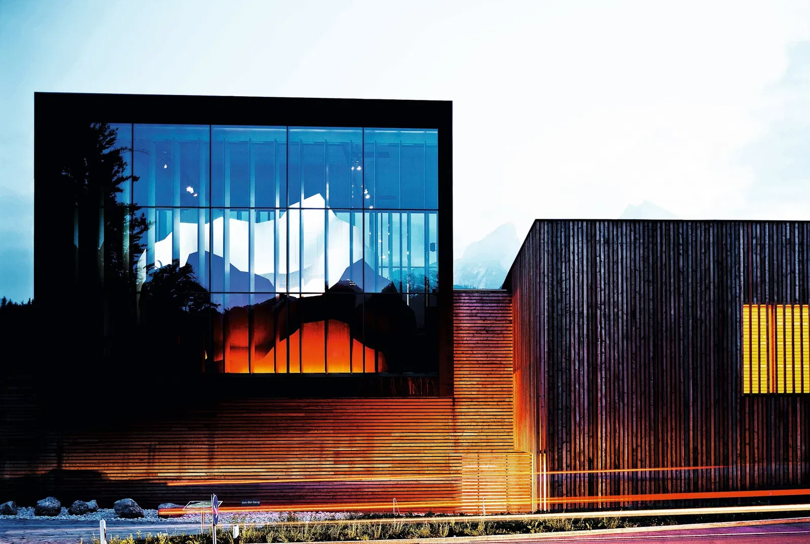 Haus der Berge: Where Alpine Wilderness Comes Alive in Bavaria