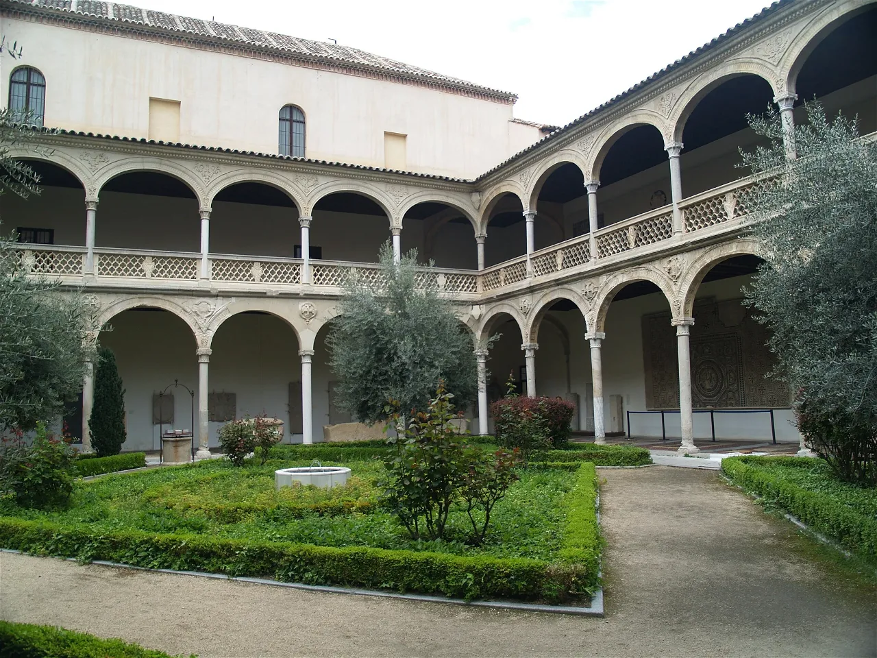 Museum of Santa Cruz Toledo Visitor Information Reviews