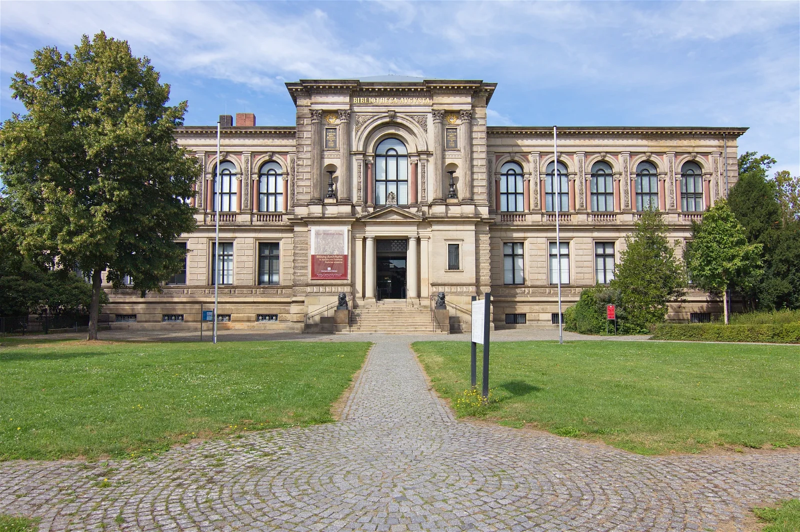 Herzog August Library