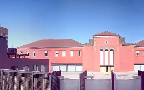 Da2 Domus Artium 2002