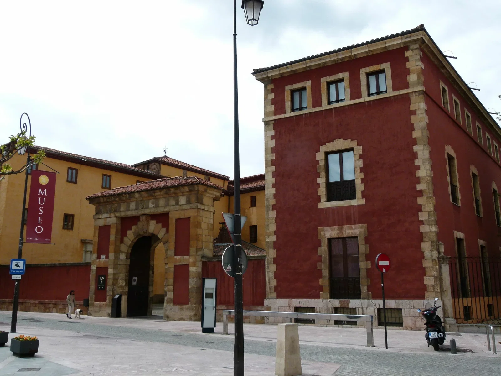 Instituto Bíblico y Oriental