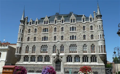 Museo Casa Botines Gaudí