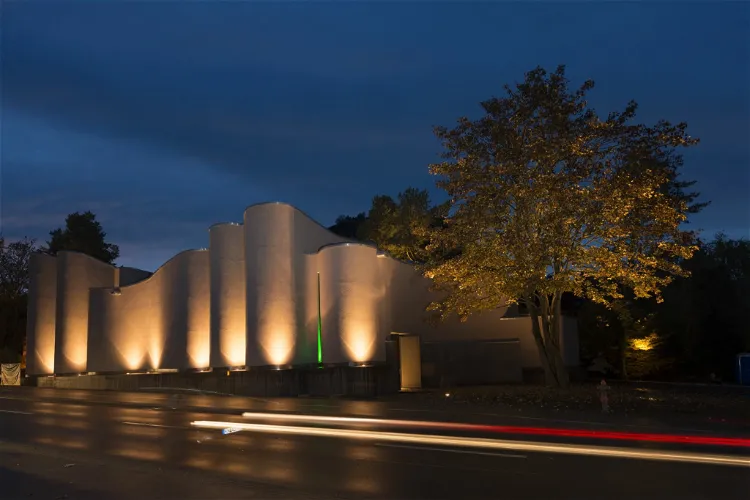 MAC Museum Art & Cars