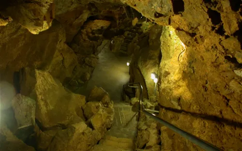 Tiefenhöhle Laichingen