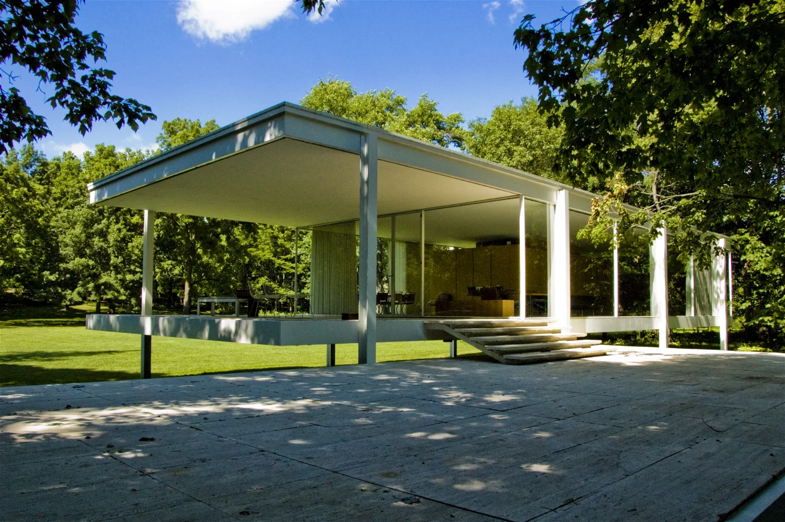 Farnsworth House