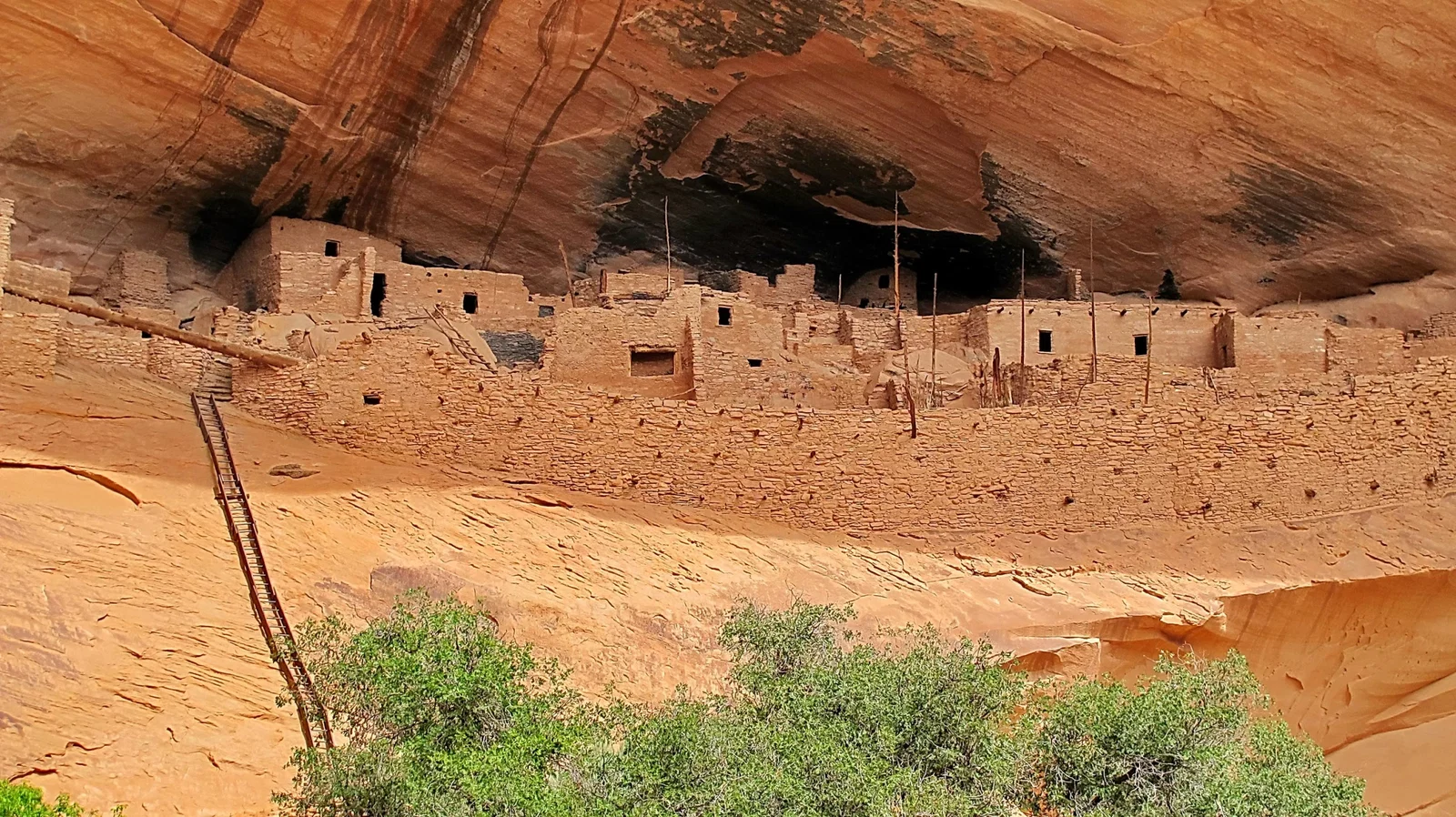 Navajo Nation historic sites and landmarks Navajo Nation historic sites and landmarks