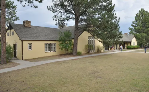 Wind Cave Visitor Center - Wind Cave National Park