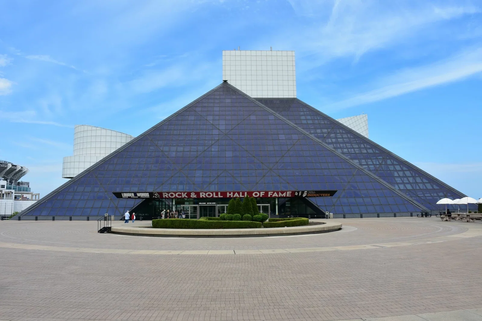 The Rock and Roll Hall of Fame: Cleveland's Tribute to Music's Rebellious Spirit