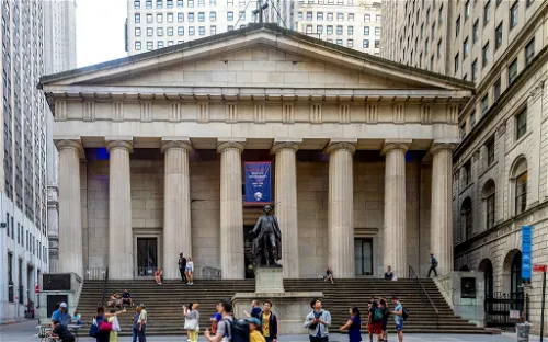 Federal Hall National Memorial Visitor