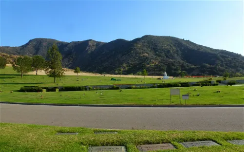 Forest Lawn Memorial-Park
