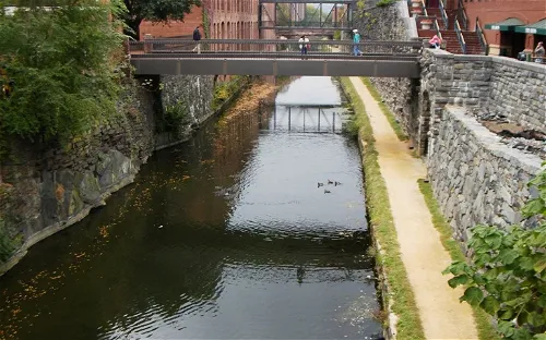Cumberland Visitor Center - Chesapeake and Ohio Canal National Historical Park