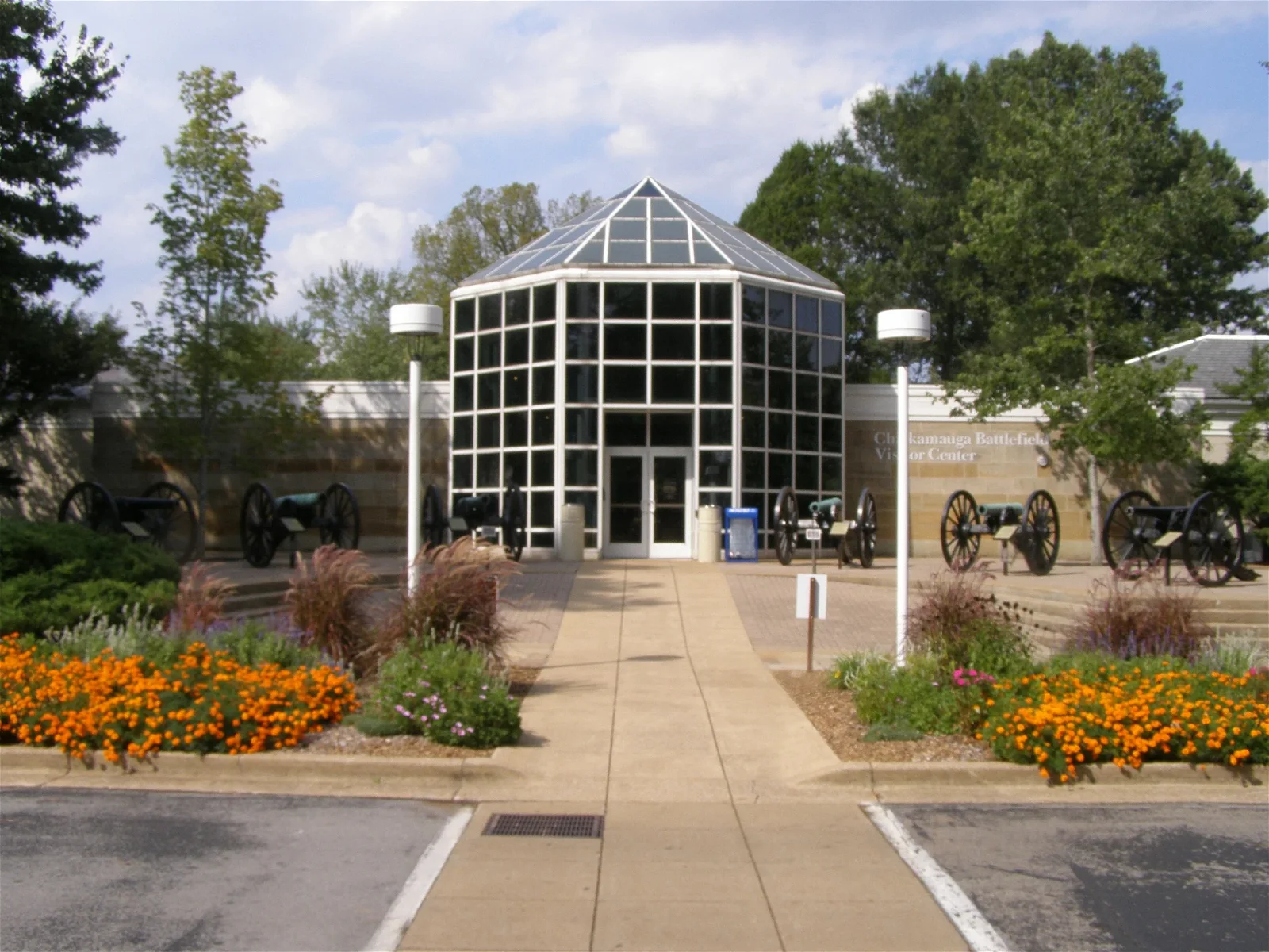 Chickamauga Battlefield Visitor Center - Chickamauga and Chattanooga National Military Park