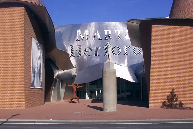 Marta Herford