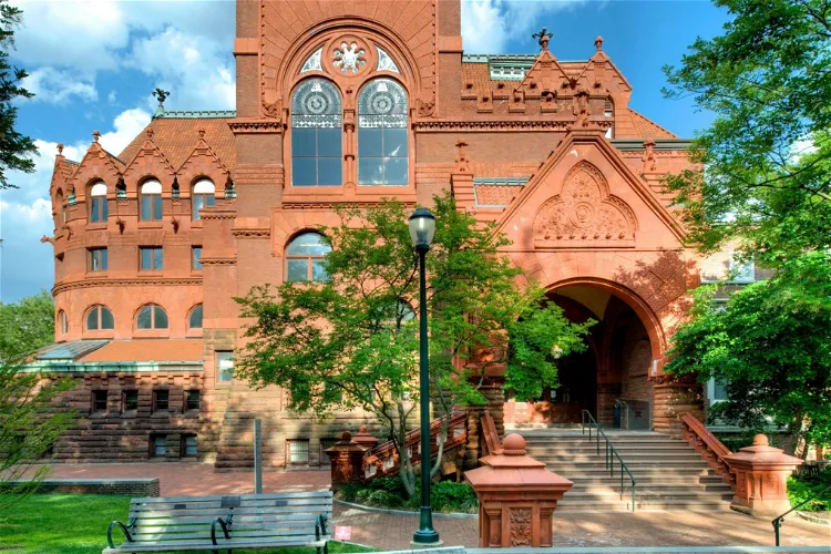 Fisher Fine Arts Library