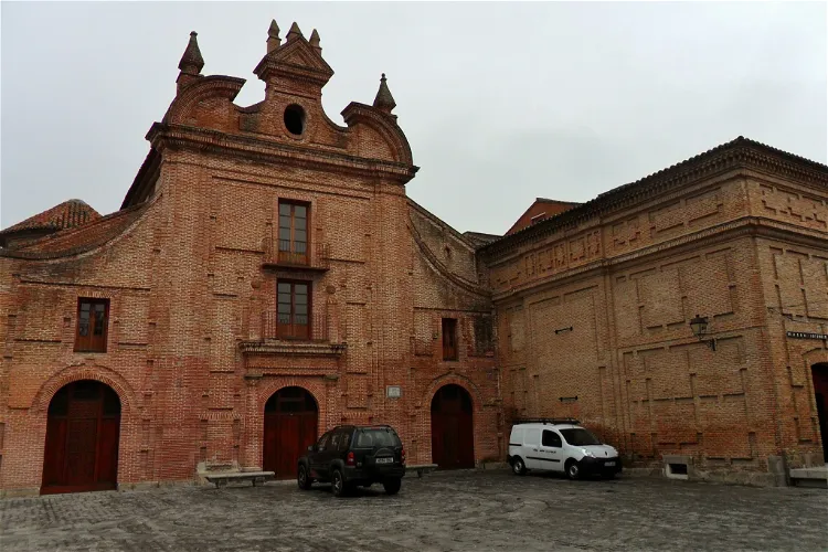 Ruiz de Luna Ceramic Museum