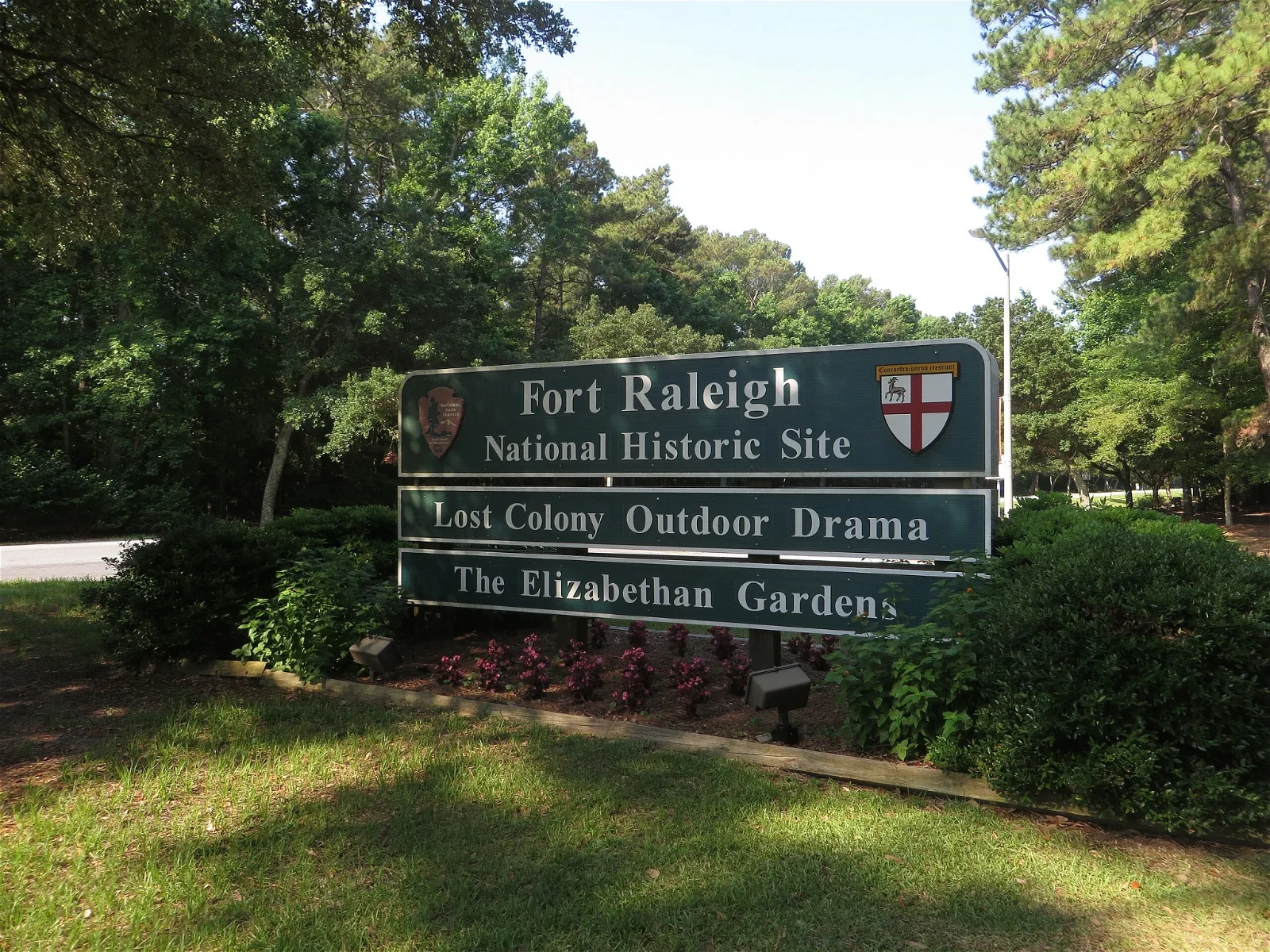 Lindsay Warren Visitor Center - Fort Raleigh National Historic Site