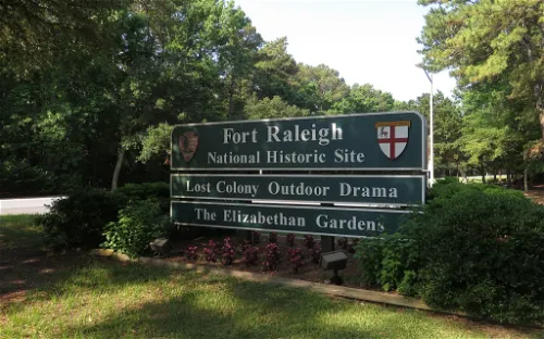 Lindsay Warren Visitor Center - Fort Raleigh National Historic Site