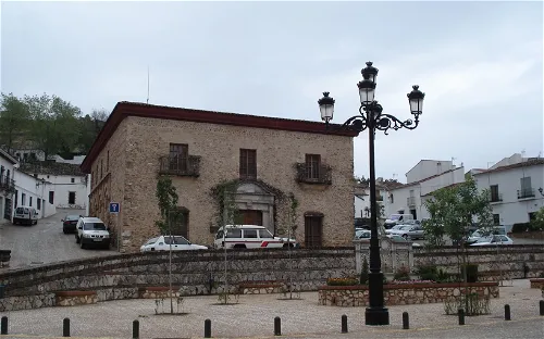 Cabildo Viejo Visitor Center