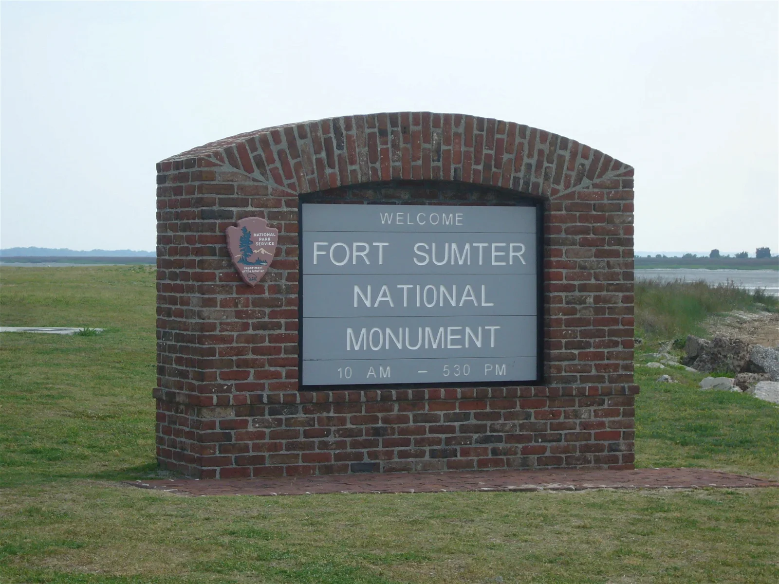 Fort Moultrie Visitor Center - Fort Sumter and Fort Moultrie National Historical Park