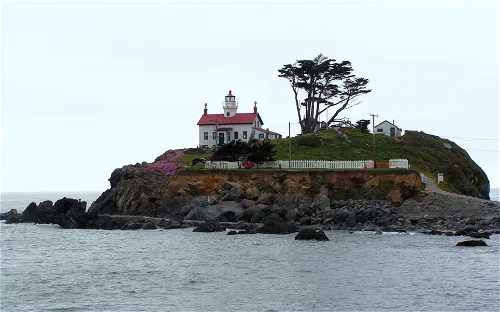 Battery Point Light