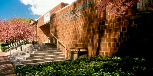 Stand Up! 10 Mighty Women Who Made a Change: On the Road at the Dinah Washington Cultural Arts Center
