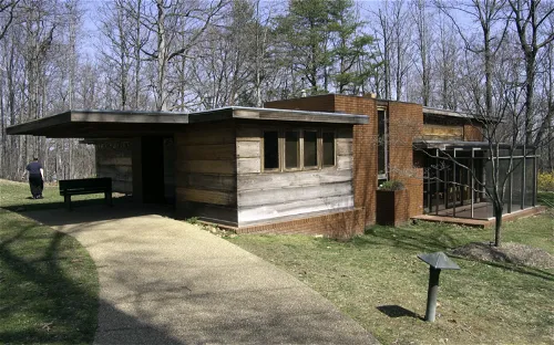 Woodlawn & Frank Lloyd Wright's Pope-Leighey House