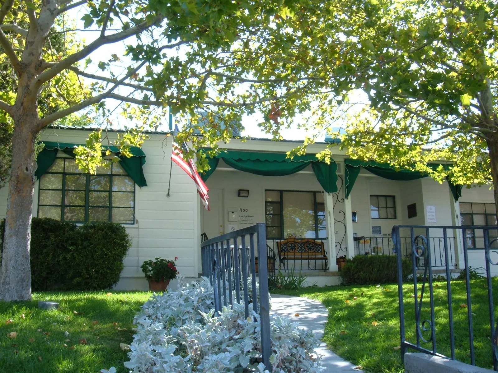 Ernie Pyle Public Library