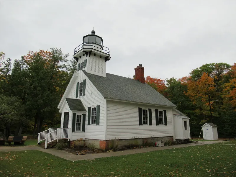 Mission Point Lighthouse Fall Mission Point Lighthouse (Traverse City) - Visitor Information & Reviews