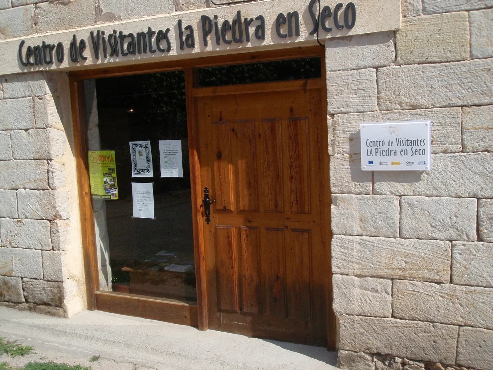 Centro de Visitantes de la Piedra en Seco